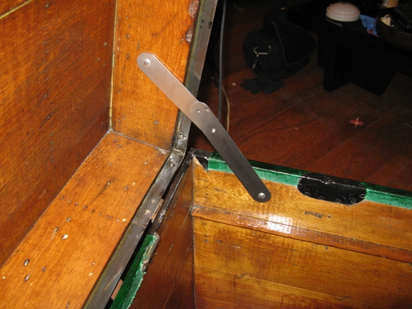 Restored Interior Lid Stay View